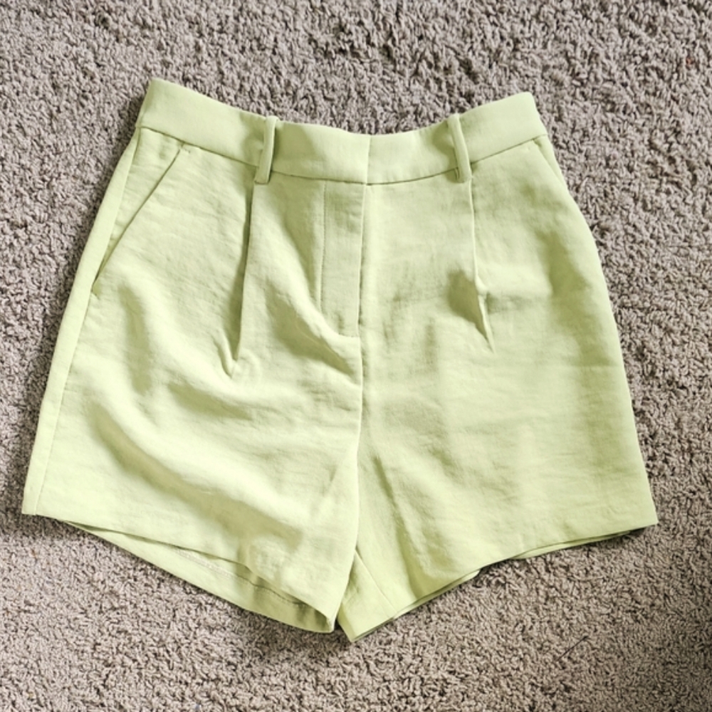 High rise premium crepe tailored short
